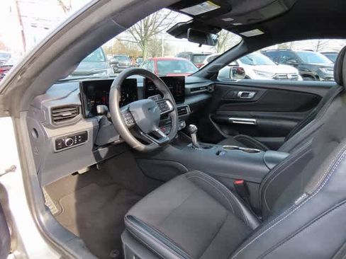 Used 2024 Ford Mustang Coupe image 2