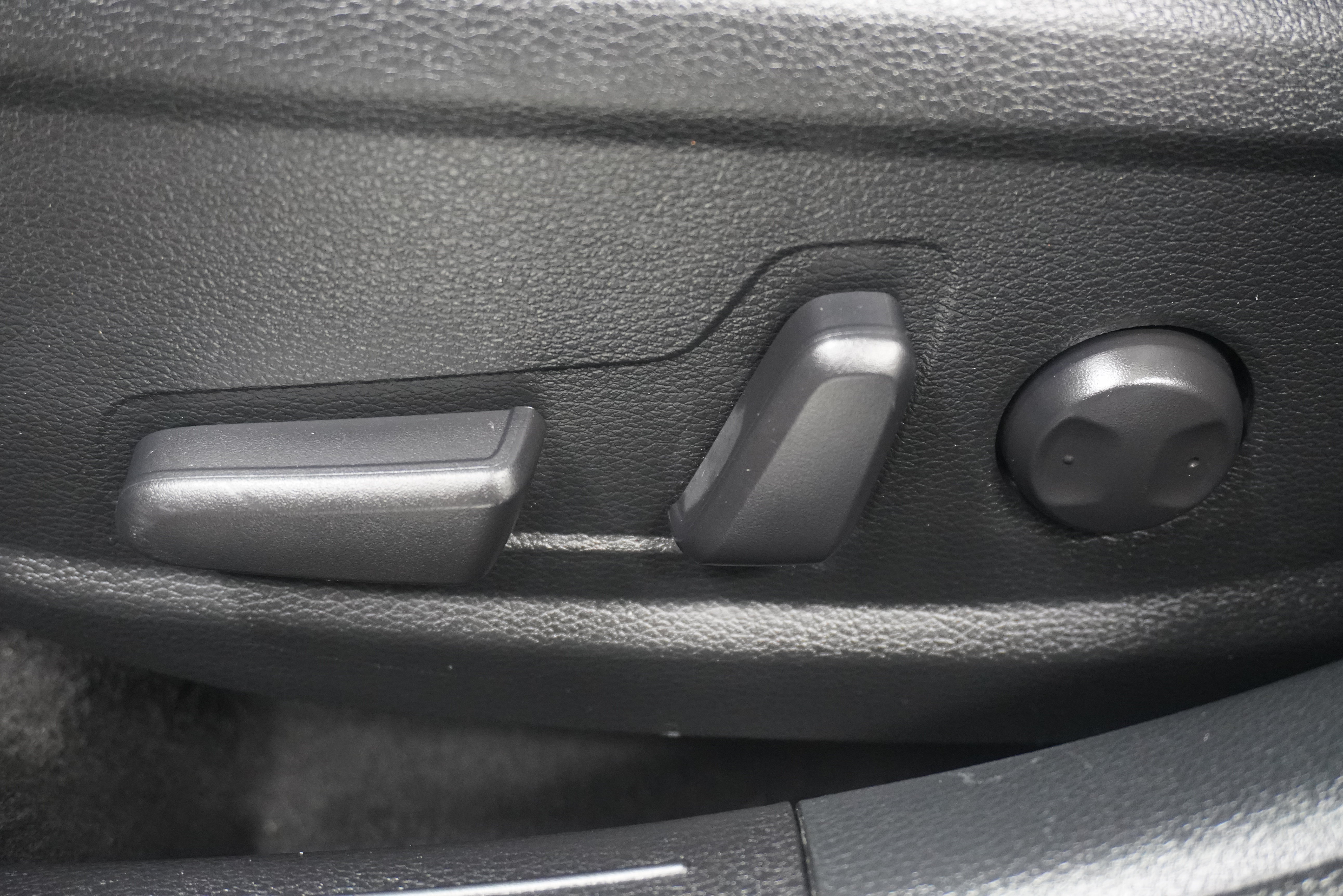 Used 2023 Kia Forte GT-Line w/ GT-Line Premium Package FWD image 13