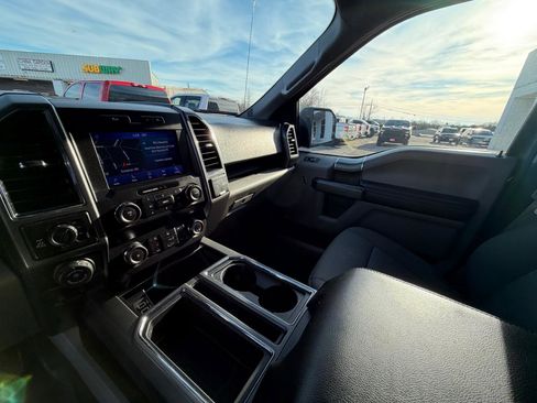 Used 2020 Ford F150 XLT w/ Equipment Group 302A Luxury image 12