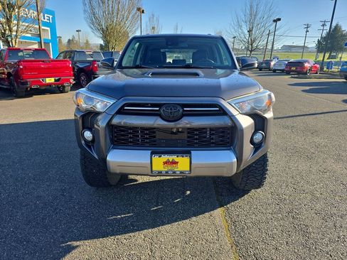 Used 2020 Toyota 4Runner TRD Off-Road Premium w/ Moonroof Package image 9