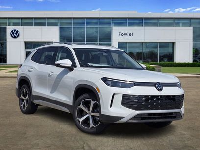 New 2025 Volkswagen Tiguan SE