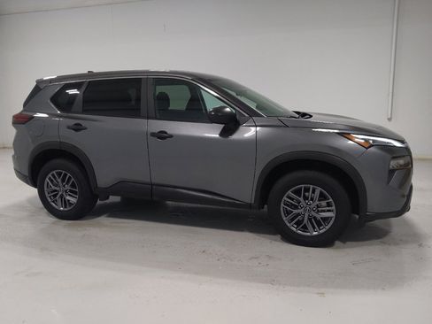 Used 2024 Nissan Rogue S AWD/4WD image 11