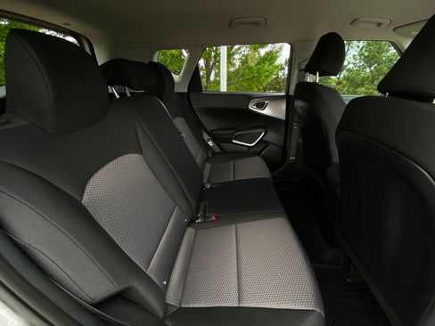 Used 2025 Kia Soul LX FWD image 26