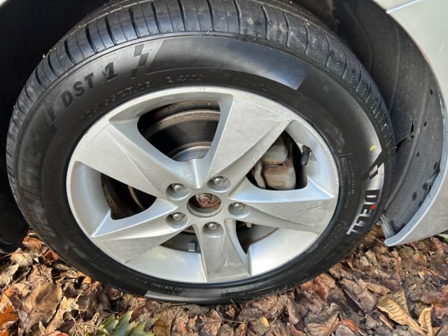 Used 2013 Hyundai Elantra GLS w/ Preferred Pkg FWD image 30
