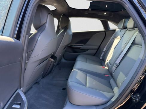 Used 2024 Lucid Air Touring AWD/4WD image 29