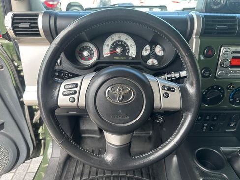 Used 2014 Toyota FJ Cruiser 4WD w/ Upgrade Package image 14