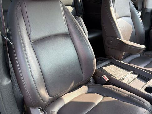 Used 2018 Honda Odyssey EX-L image 22
