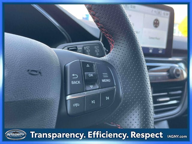Used 2023 Ford Escape ST-Line AWD/4WD image 22