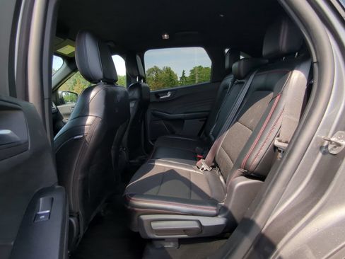 Used 2025 Ford Escape ST-Line Select AWD/4WD image 11