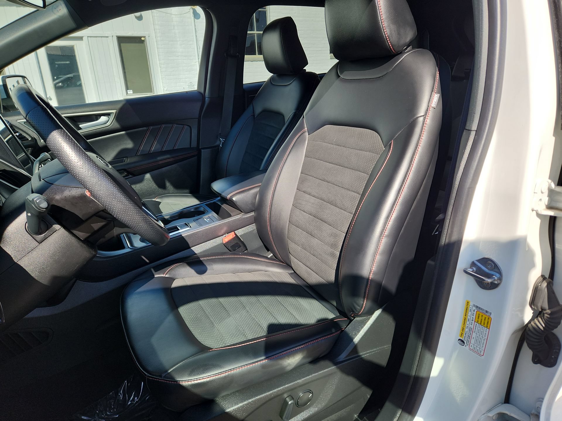 Used 2024 Ford Edge ST-Line AWD/4WD image 13