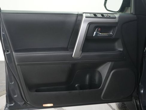 Used 2024 Toyota 4Runner SR5 AWD/4WD image 19