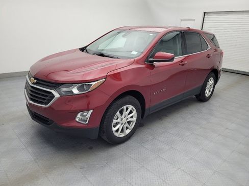 Used 2020 Chevrolet Equinox LT image 2