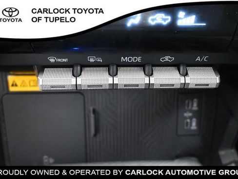 Used 2025 Toyota Tacoma TRD Sport w/ TRD Sport Upgrade Package AWD/4WD image 38
