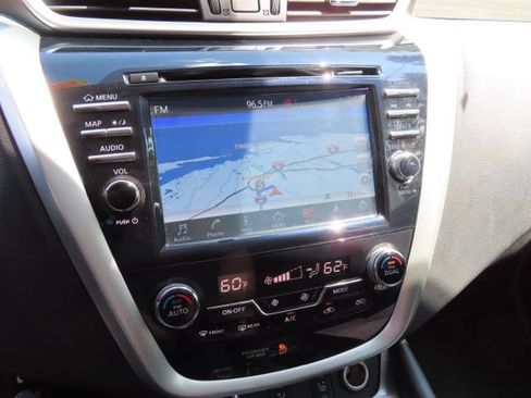 Used 2017 Nissan Murano SV w/ Premium Plus Package AWD/4WD image 24
