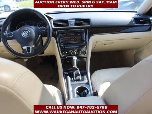 Used 2014 Volkswagen Passat TDI SEL Premium FWD image 8