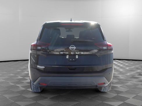 Used 2023 Nissan Rogue S image 5
