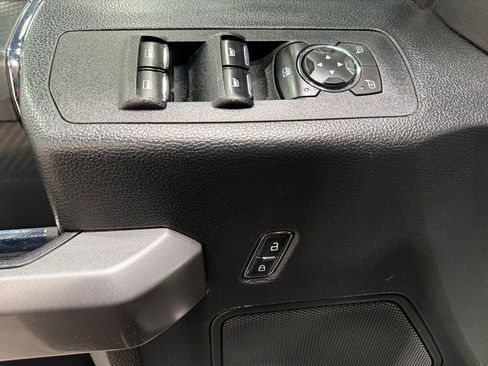 Used 2020 Ford F150 XLT w/ Equipment Group 302A Luxury AWD/4WD image 22