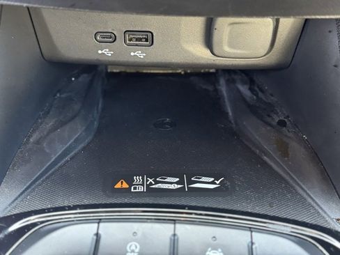 Used 2024 Buick Envista Avenir image 18