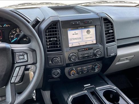 Used 2018 Ford F150 XL w/ Equipment Group 101A Mid AWD/4WD image 9