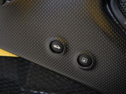 Certified 2019 Ferrari 488 Pista Coupe RWD image 28
