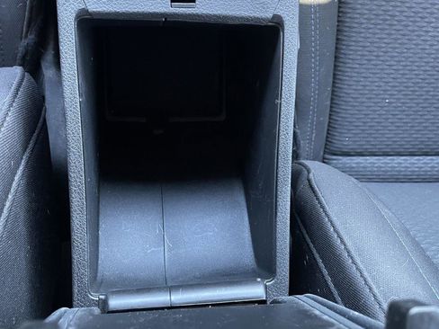 Used 2025 Jeep Compass Sport image 23