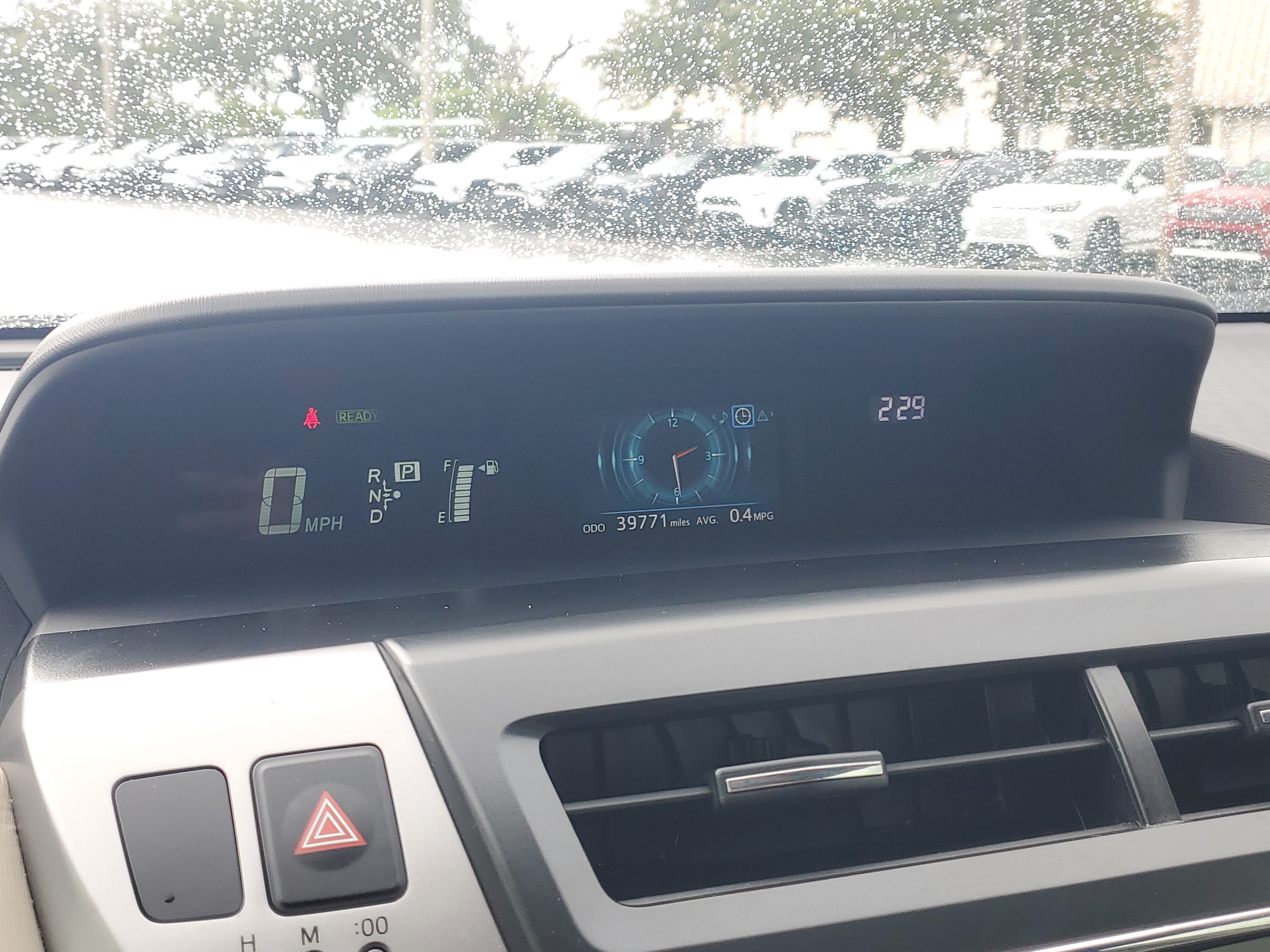 Used 2017 Toyota Prius V Four FWD image 27