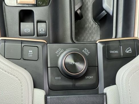 Used 2026 Toyota Grand Highlander AWD Hybrid image 23