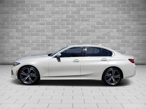 Certified 2024 BMW 330i xDrive Sedan w/ Premium Package AWD/4WD image 8