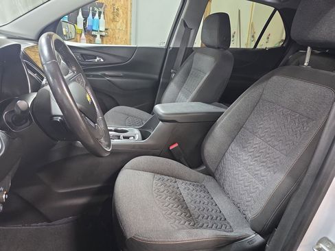 Used 2022 Chevrolet Equinox LT image 14