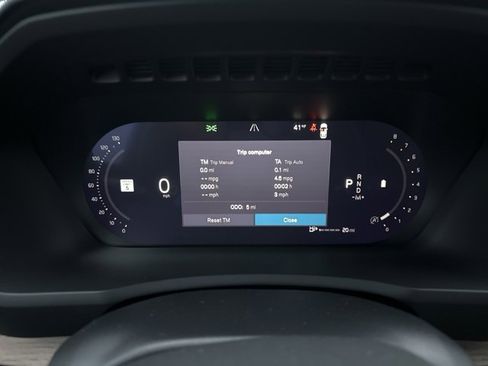 New 2026 Volvo XC90 B6 Plus w/ Protection Package image 15