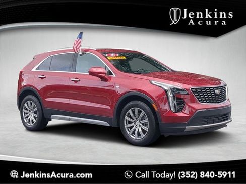 Used 2020 Cadillac XT4 Premium Luxury image 1