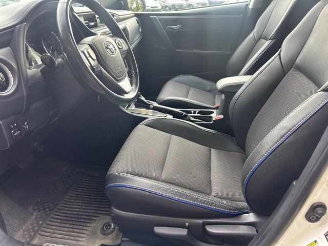 Used 2019 Toyota Corolla SE FWD image 11