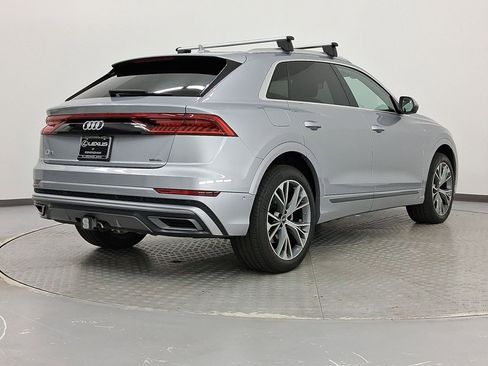 Used 2022 Audi Q8 Premium Plus image 9