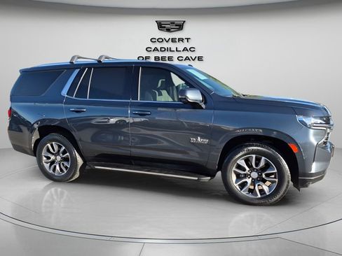 Used 2021 Chevrolet Tahoe LT w/ Luxury Package image 12