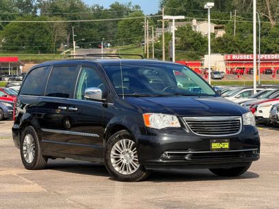 Used 2015 Chrysler Town & Country Touring-L w/ Driver Convenience Group