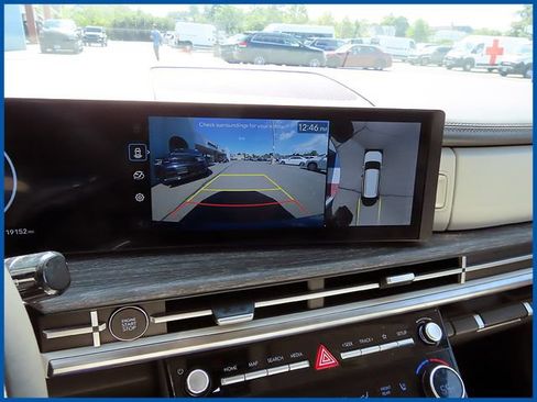 Used 2025 Hyundai Santa Fe Calligraphy AWD/4WD image 22