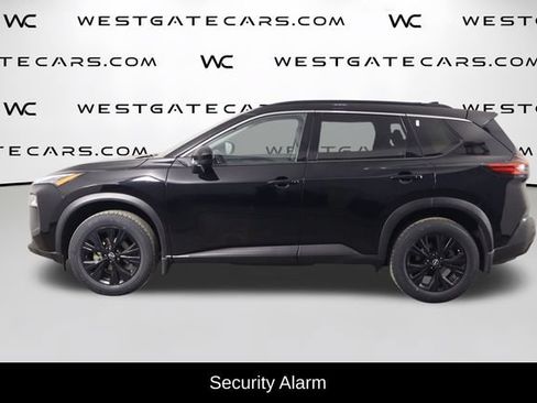Used 2023 Nissan Rogue SV w/ SV Premium B Package FWD image 5