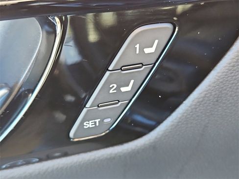 Used 2023 Honda CR-V EX-L image 20