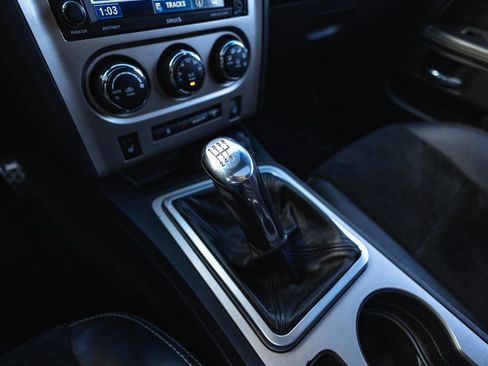 Used 2012 Dodge Challenger SRT8 image 25