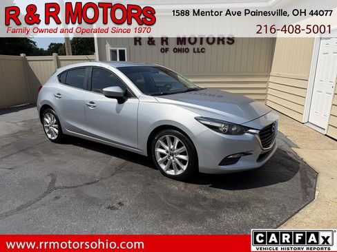 Used 2017 MAZDA MAZDA3 Touring FWD image 1