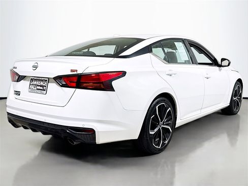 Used 2023 Nissan Altima 2.5 SR image 4