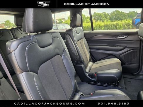 Used 2023 Jeep Grand Cherokee L Laredo AWD/4WD image 24