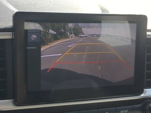 Used 2024 Hyundai Venue SEL FWD image 20