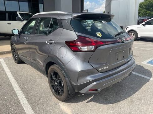 Used 2023 Nissan Kicks SV FWD image 8