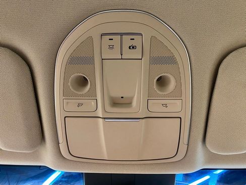 Used 2016 Hyundai Genesis 3.8 image 30