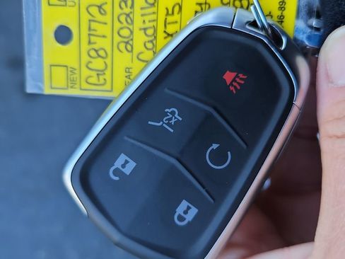 Used 2023 Cadillac XT5 Luxury image 35