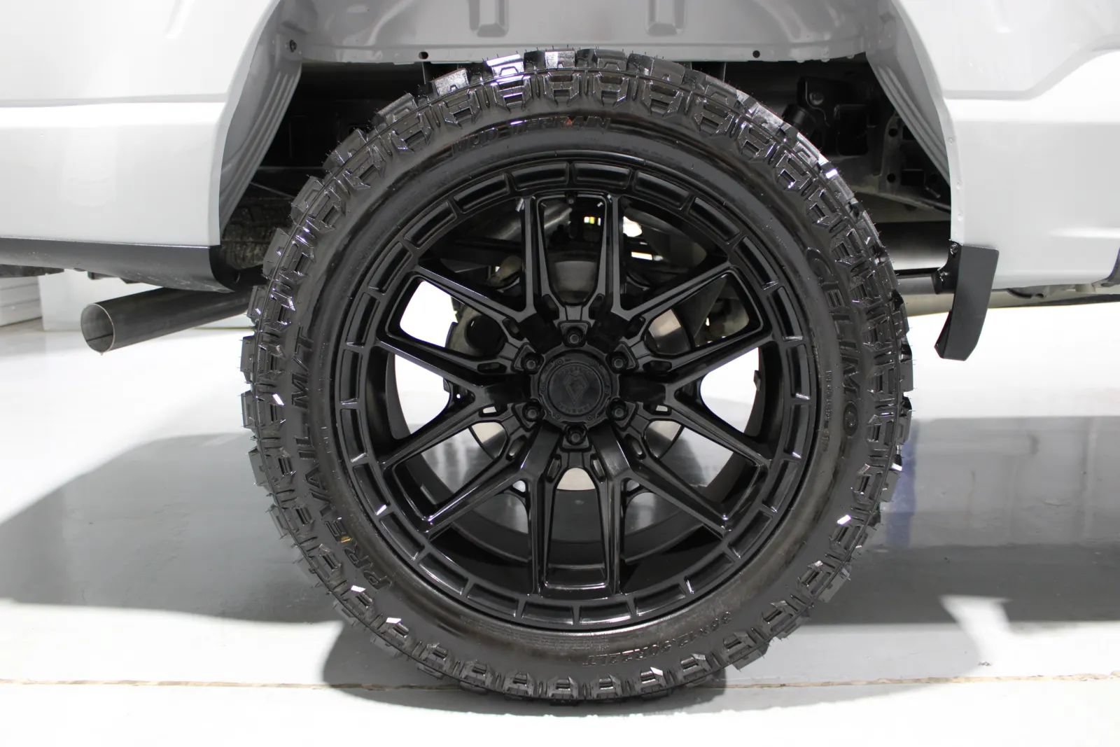 Used 2024 Ford F150 XLT w/ Equipment Group 302A MID AWD/4WD image 11