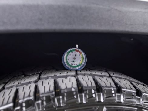 Used 2022 Rivian R1T Launch Edition AWD/4WD image 32