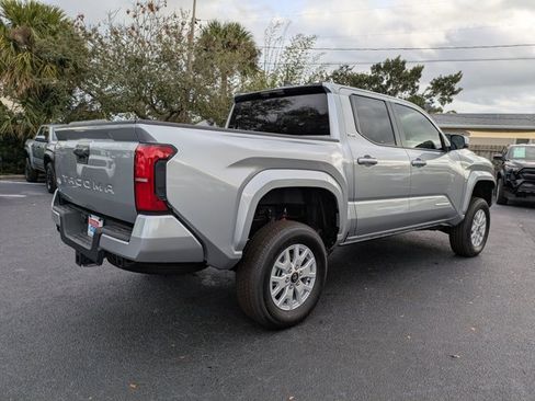 New 2025 Toyota Tacoma SR5 image 4