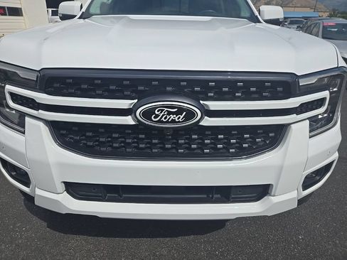 Used 2024 Ford Ranger Lariat w/ FX4 Off-Road Package AWD/4WD image 31